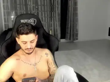 Chaturbate Sex Cam of jonnyporn1