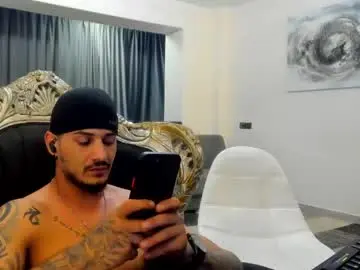 Chaturbate Sex Chat of jonnyporn1