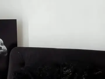 Chaturbate Adult Video Chat of mathews_roses