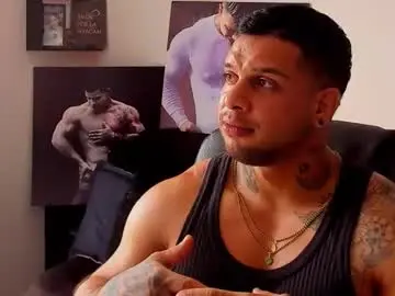 Chaturbate Best live sex cam show of mathews_roses