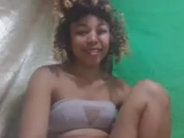 Chaturbate Best live sex cam show of mbotyfeliciaa