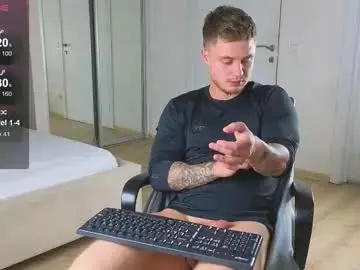 Chaturbate Live Porn of mike___magic