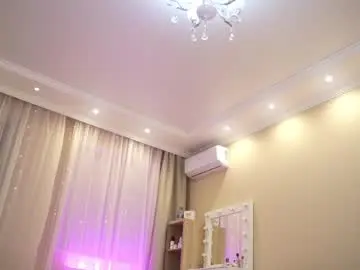 Chaturbate Best live sex cam show of queenelia