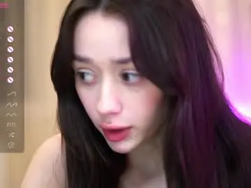 Chaturbate Sex Cam of queenelia