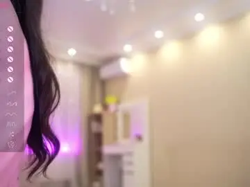 Chaturbate Best live sex cam show of queenelia