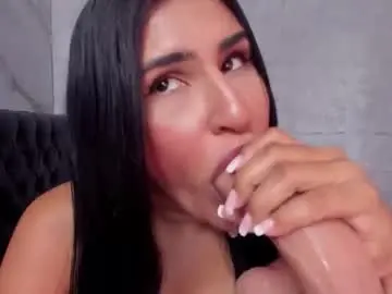 Chaturbate Live Sex Cam of rosalia_04