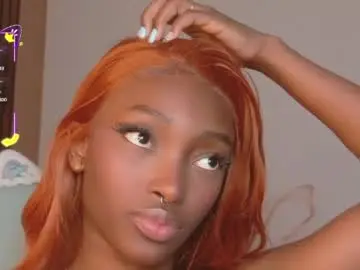 Chaturbate Live Sex of ahvi_ebony