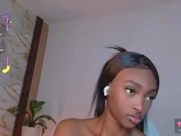 Chaturbate Nude Webcam of ahvi_ebony
