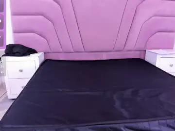 Chaturbate Live Sex Cam of auroravelour
