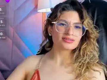 Chaturbate Adult Video Chat of emilyjonesss_