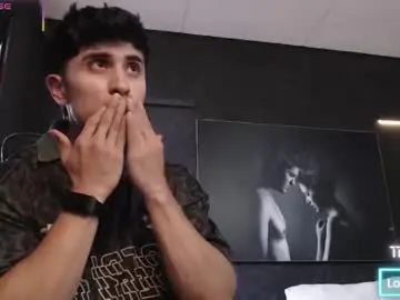 Chaturbate Free Porn Cam of paul_evanss