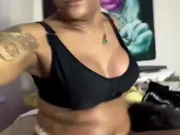 Chaturbate Live Sex Cam of xperiencepressure
