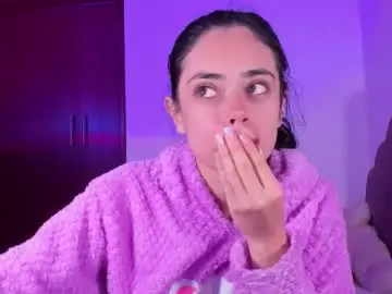 Chaturbate Nude Webcam of bella_sun_