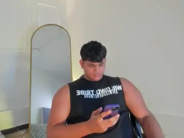 Chaturbate Free Live Porn of nicol_and_thiago_212