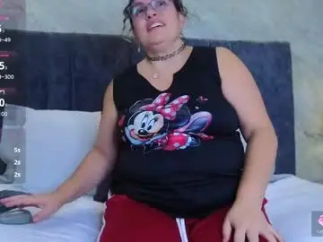 Chaturbate Free Live Porn of carolinacrus01