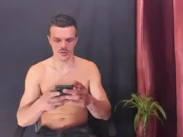 Chaturbate Watch Live Sex Cams of khatarsis2000