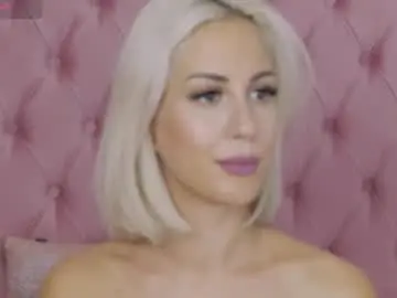 Chaturbate Watch Live Sex Cams of lanniehot