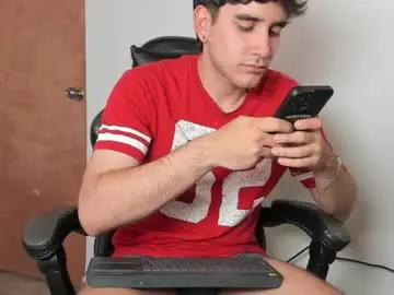 Chaturbate Live Sex of leo_jones389