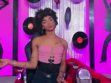 Chaturbate Watch Live Sex Cams of _nickyminach