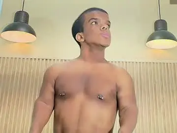 Chaturbate Live Sex Cam of charlie_walkerr