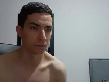 Chaturbate Best live sex cam show of dan_hottest
