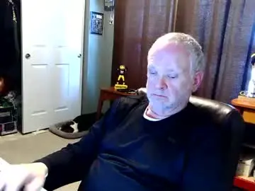 Chaturbate Free Live Porn of midwestdad09