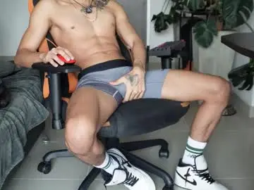 Chaturbate Live Sex of vito_benz