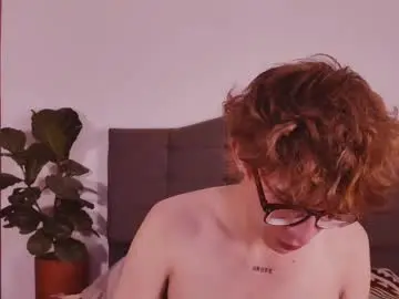 Chaturbate Live Porn of 2gays_1straight