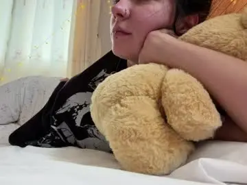 Chaturbate Live Sex Cam of cutiiepie69