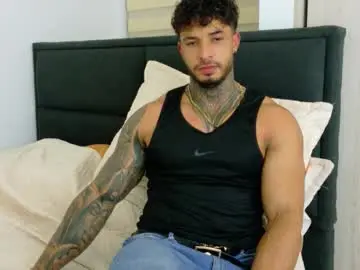 Chaturbate Sex Cam of dylanrivera_