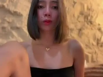 Chaturbate Live Sex Cam of yowginethegreat