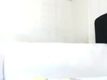 Chaturbate Live Sex Cam of camilapaez1