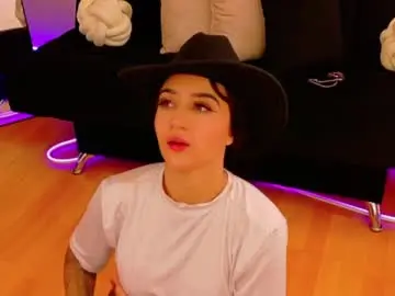 Chaturbate Adult Webcam of emmyevans1