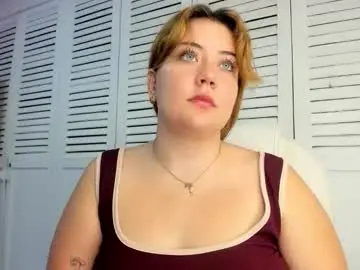 Chaturbate Free Live Porn of rousse_millers