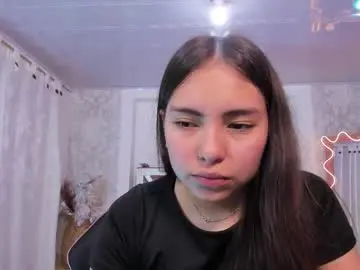 Chaturbate Live Sex Cam of isabela_tay