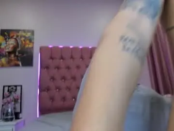 Chaturbate Adult Video Chat of mazeekiin