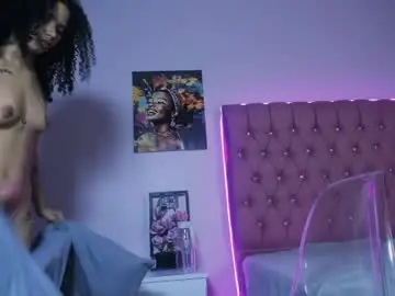 Chaturbate Sex Cam of mazeekiin