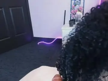 Chaturbate Live Sex of mazeekiin
