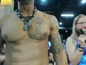 Chaturbate Watch Live Sex Cams of mromg007