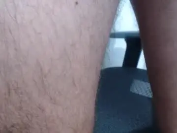 Chaturbate Live Sex Cam of getsumofme