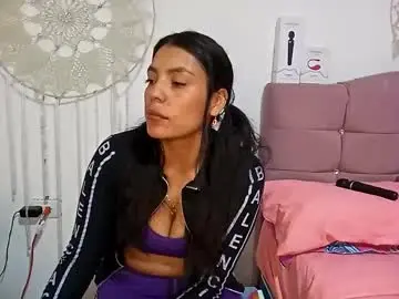 Chaturbate Watch Live Sex Cams of lia_hottie