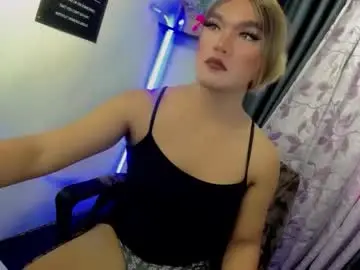 Chaturbate Live Sex Cam of temptingellaxx