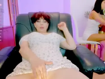 Chaturbate Live Sex Cam of bluediamondsdreams