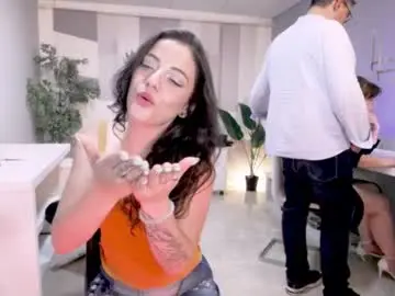 Chaturbate Watch Live Sex Cams of bluediamondsdreams