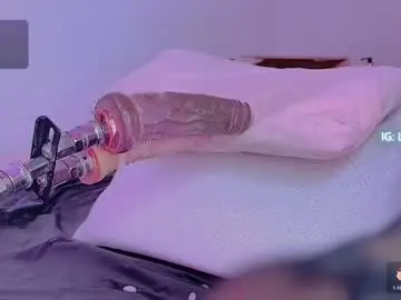 Chaturbate Adult Video Chat of miawills1