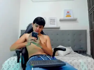 Chaturbate Watch Live Sex Cams of andrew_restrepo