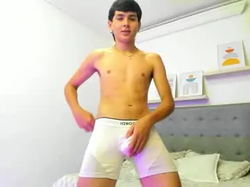 Chaturbate Adult Webcams of andrew_restrepo