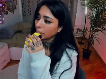 Chaturbate Nude Webcam of light_my_f1re