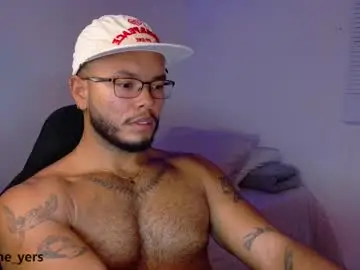 Chaturbate Free Porn Cam of max_meyer