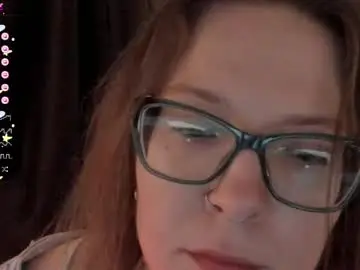 Chaturbate Live Sex Cam of moon__girl